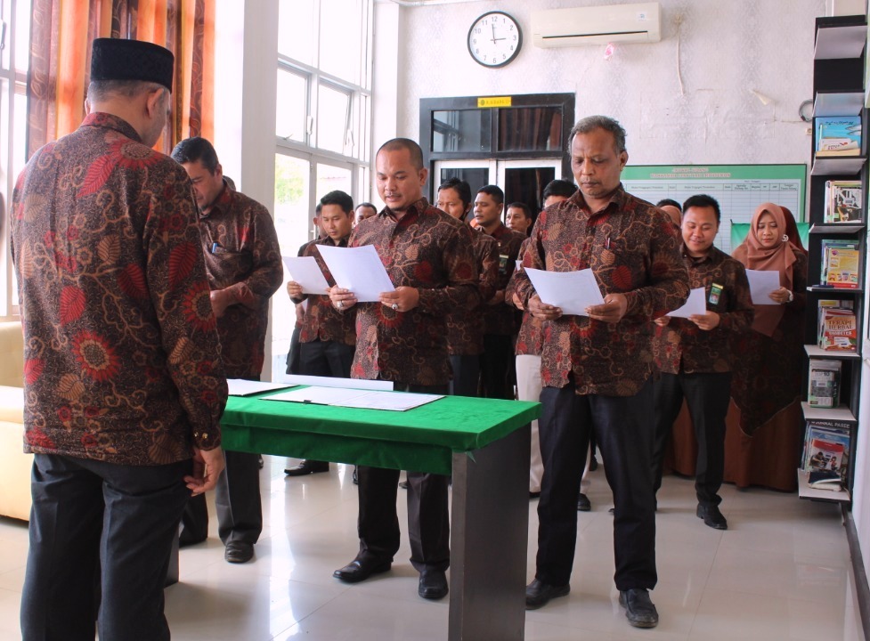 Rapat Perdana dan Penandatanganan Pakta Integritas di Awal Tahun 2021