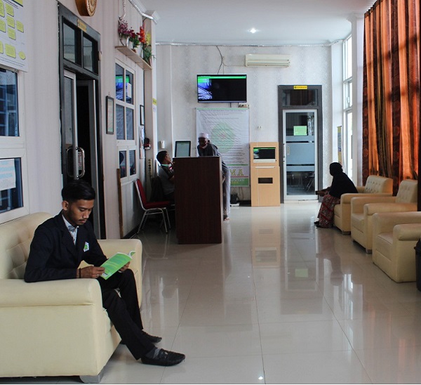 Ruang Tunggu Sidang Mahkamah Syar'iyah Lhoksukon