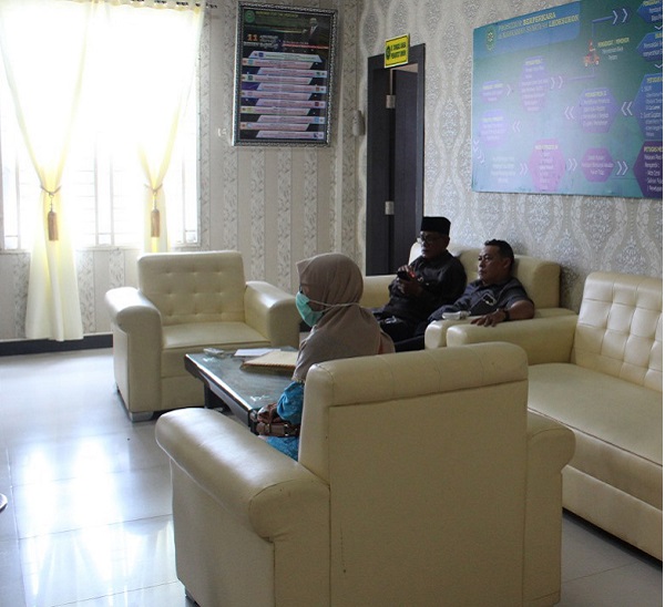 Ruang Tunggu PTSP Mahkamah Syar'iyah Lhoksukon